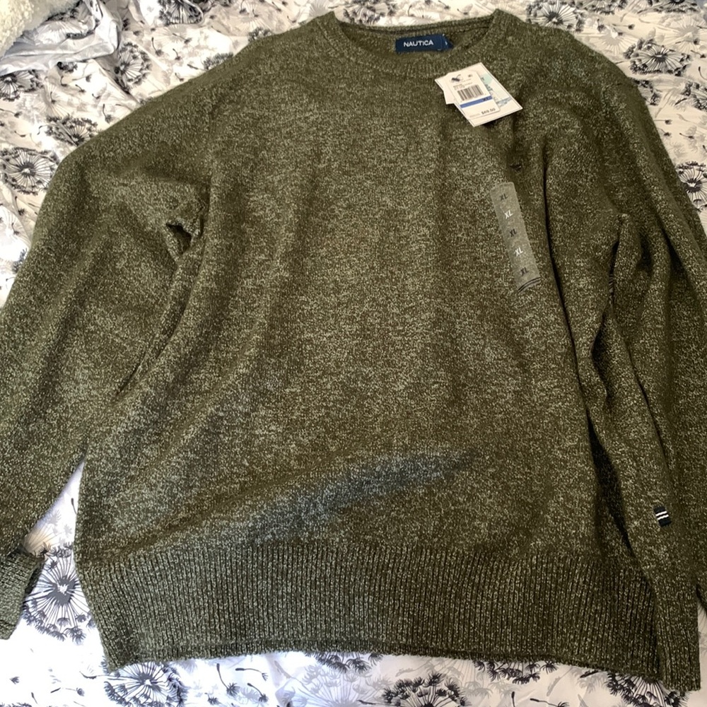 New sweater - Picture 2 of 3